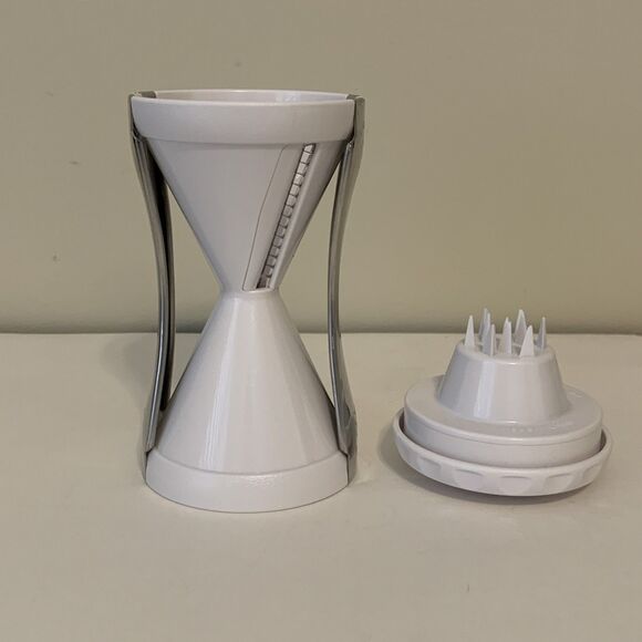 Veggetti Spiral Vegetable Cutter Dual Stainless Steel Blades - Picture 2 of 12